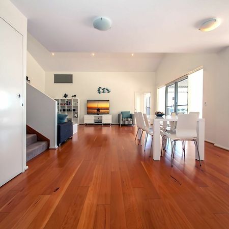 Mantra Aqua, Penthouse 83/1A Tomaree Street Apartment Nelson Bay Bagian luar foto